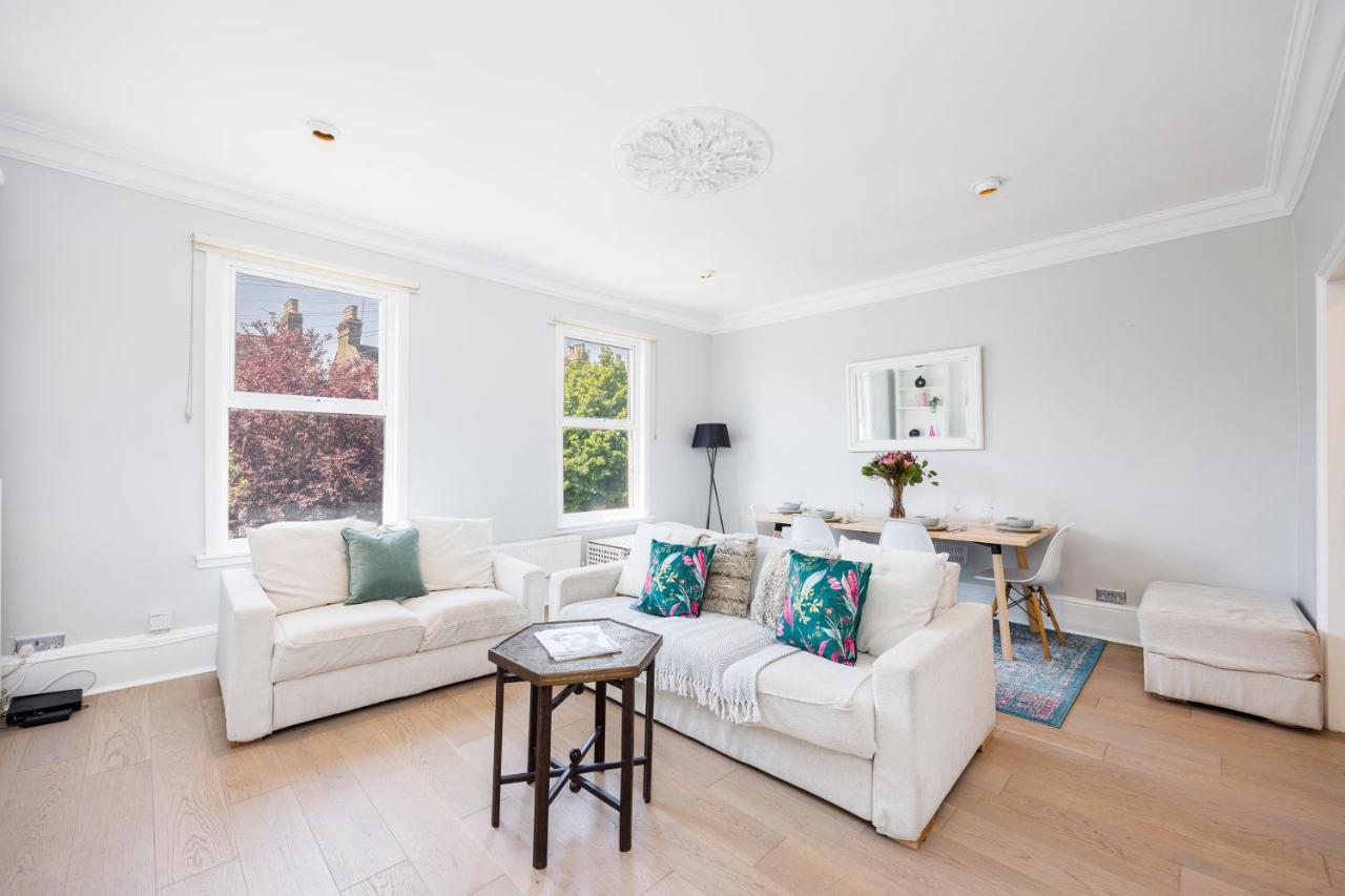 Welcomestay Colliers Wood Two Bed Apartment - Home Away From Home London Bagian luar foto
